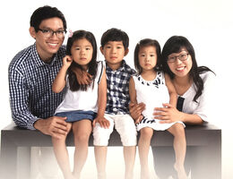 Denny Hong Family Photo